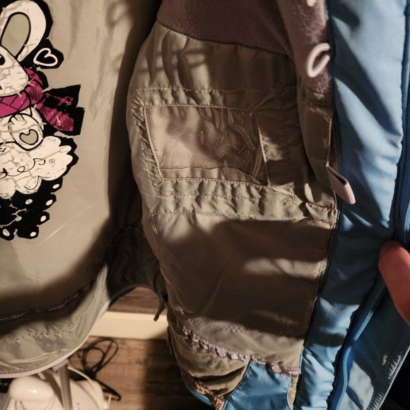 Betty Rides Snowboarding Jacket Women Size M PinkyPop 123 - Picture 6 of 12